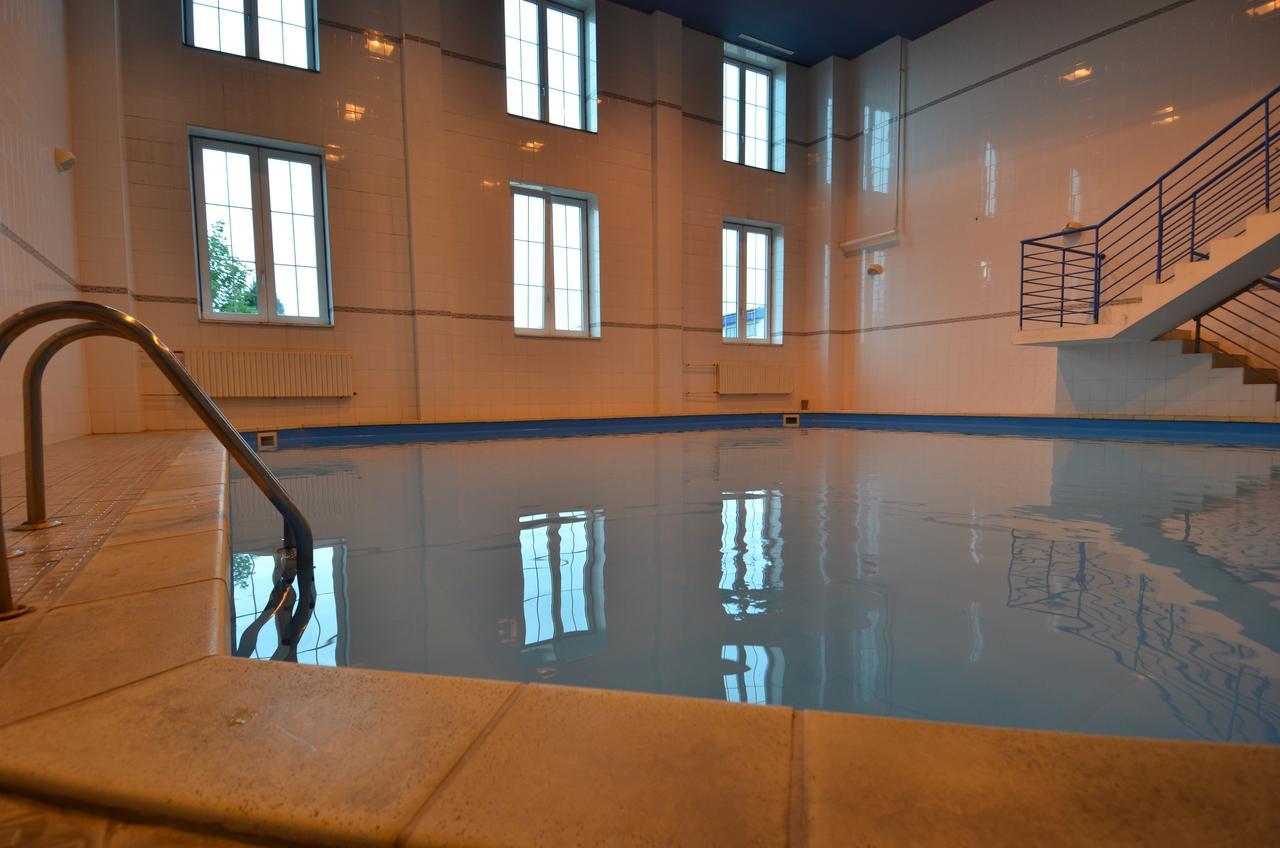 Hotel Vion Zlaté Moravce Extérieur photo